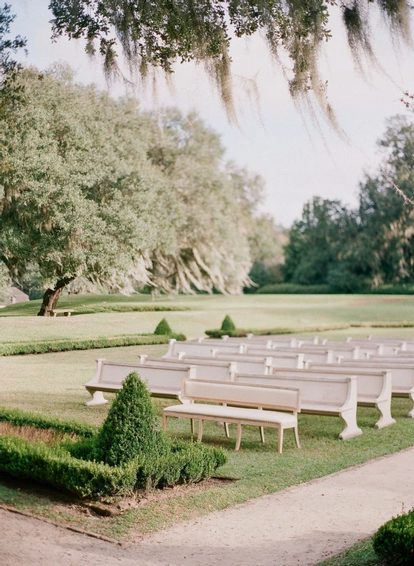 A Classic Wedding for MacKenzie and Brett