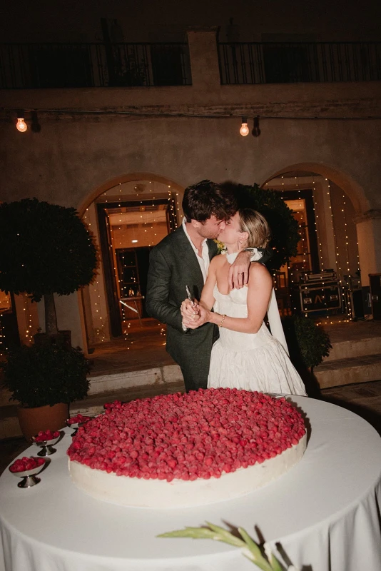 A Countryside Wedding for Madeleine and Harry