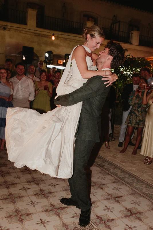 A Countryside Wedding for Madeleine and Harry