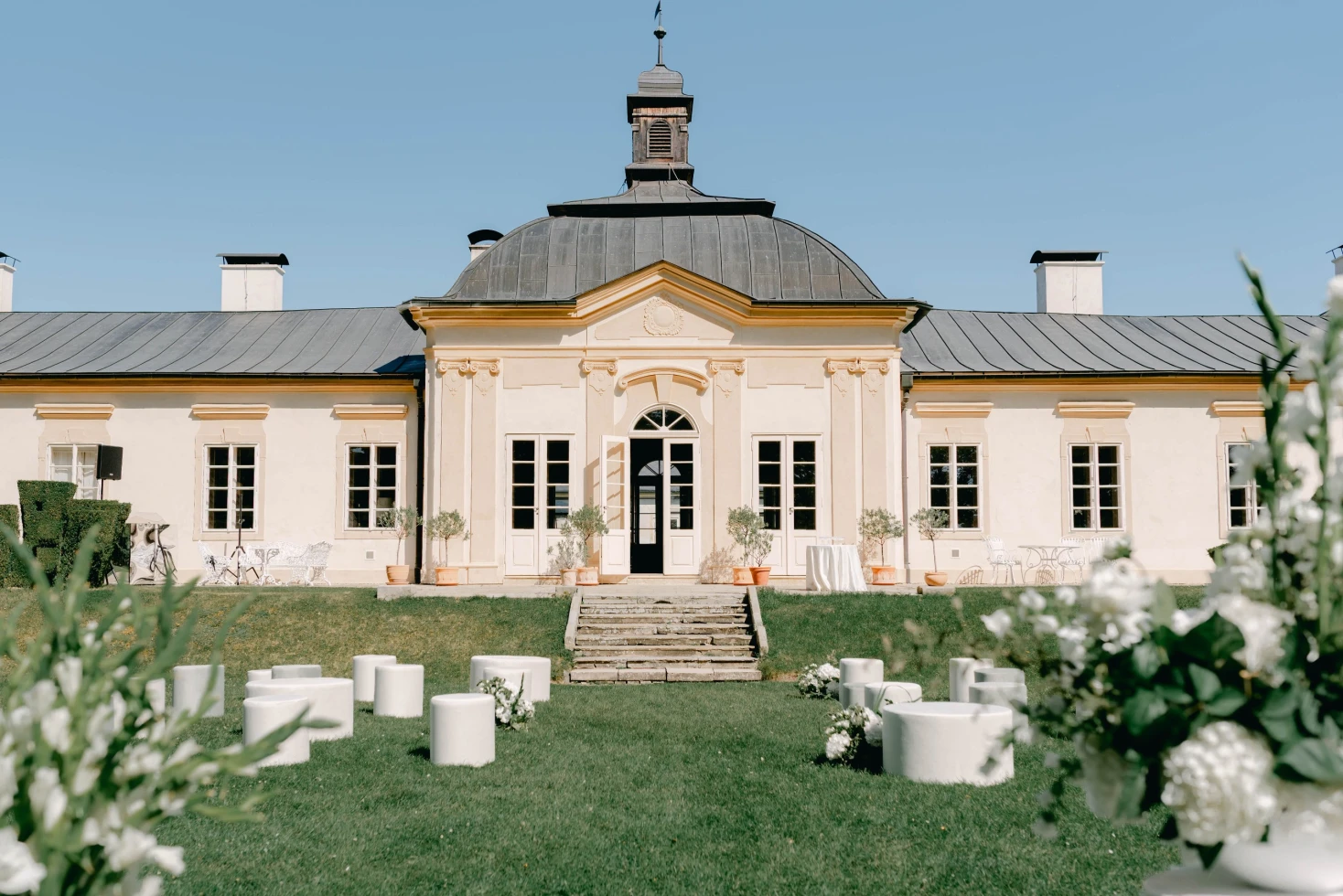 Magnolia Weddings Prague