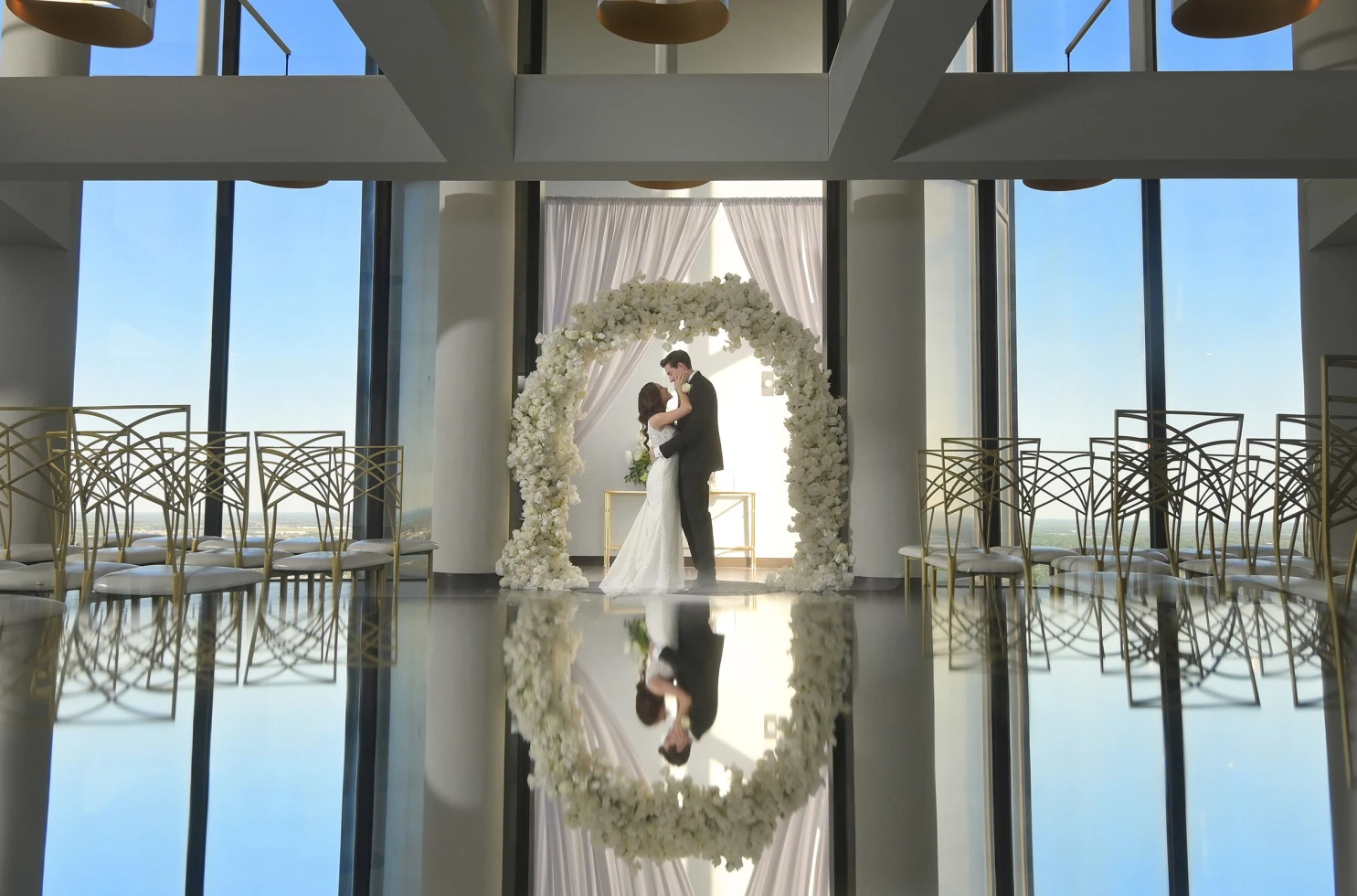 Marci Curtis - The Michigan Wedding Photojournalist