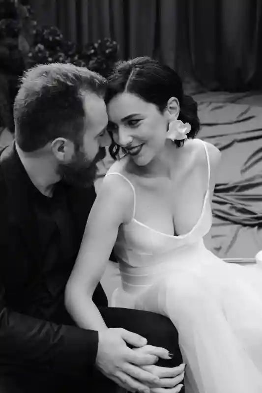 A Wedding en Rouge for Marilena and Riccardo