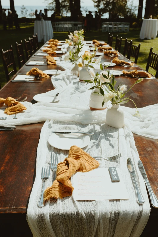 An Outdoor Wedding for Marla and Thomas