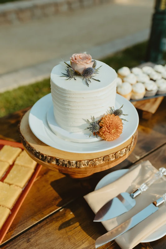 An Outdoor Wedding for Marla and Thomas