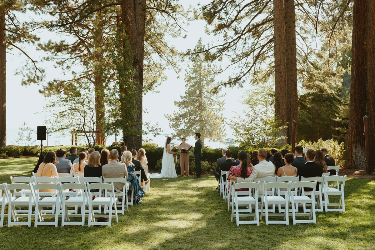 An Outdoor Wedding for Marla and Thomas