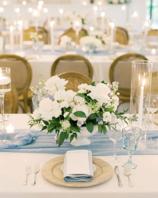 A Classic Wedding for Megan and Daniel