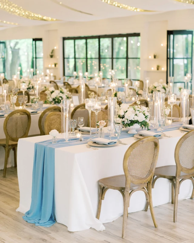 A Classic Wedding for Megan and Daniel