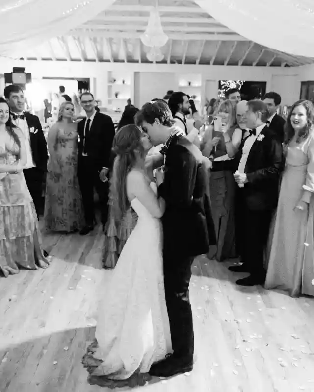 A Classic Wedding for Megan and Daniel