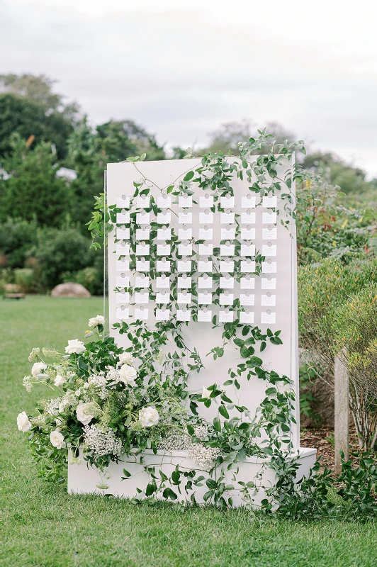 An Outdoor Wedding for Megan and Matthew