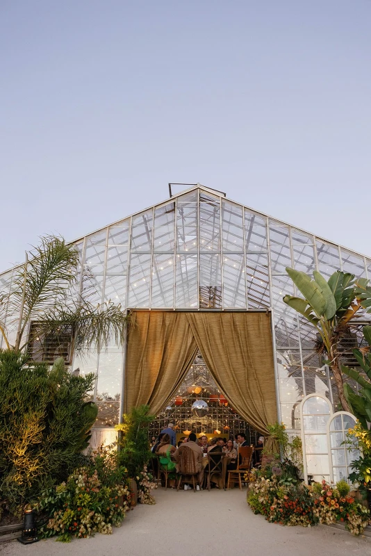 An Oceanfront Wedding for Meghan and Peter