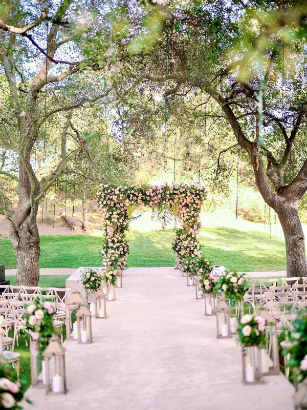 An Outdoor Wedding for Melody and Shawn