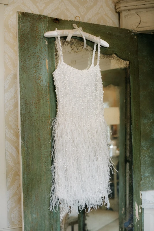 A Vineyard Wedding That Put a Spin on Secret Garden