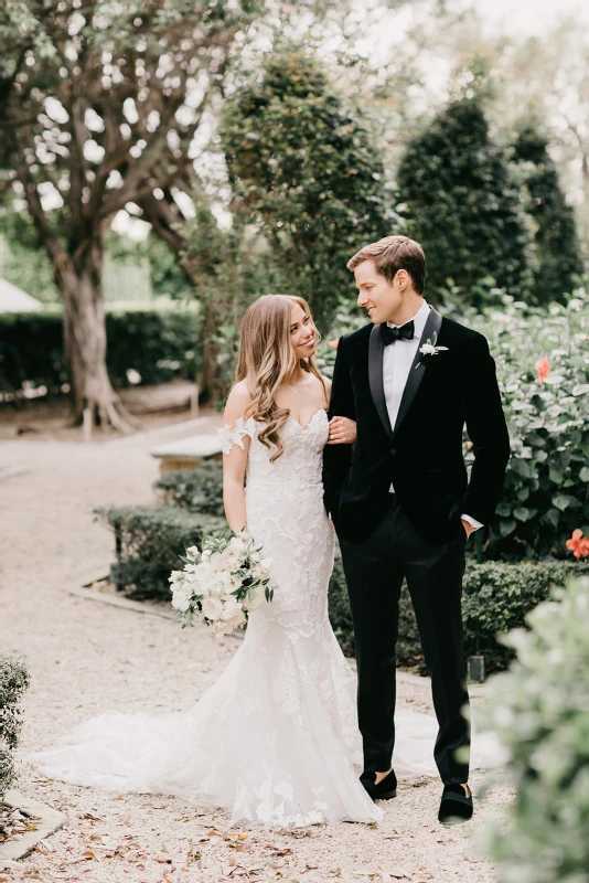 A Glam Wedding for Meredith and Tony