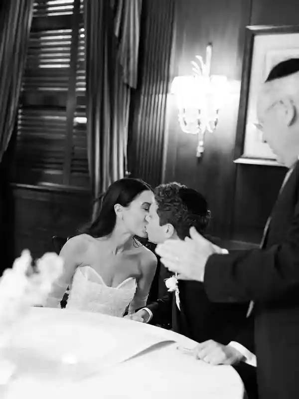 A Classic Wedding for Mia and Sam