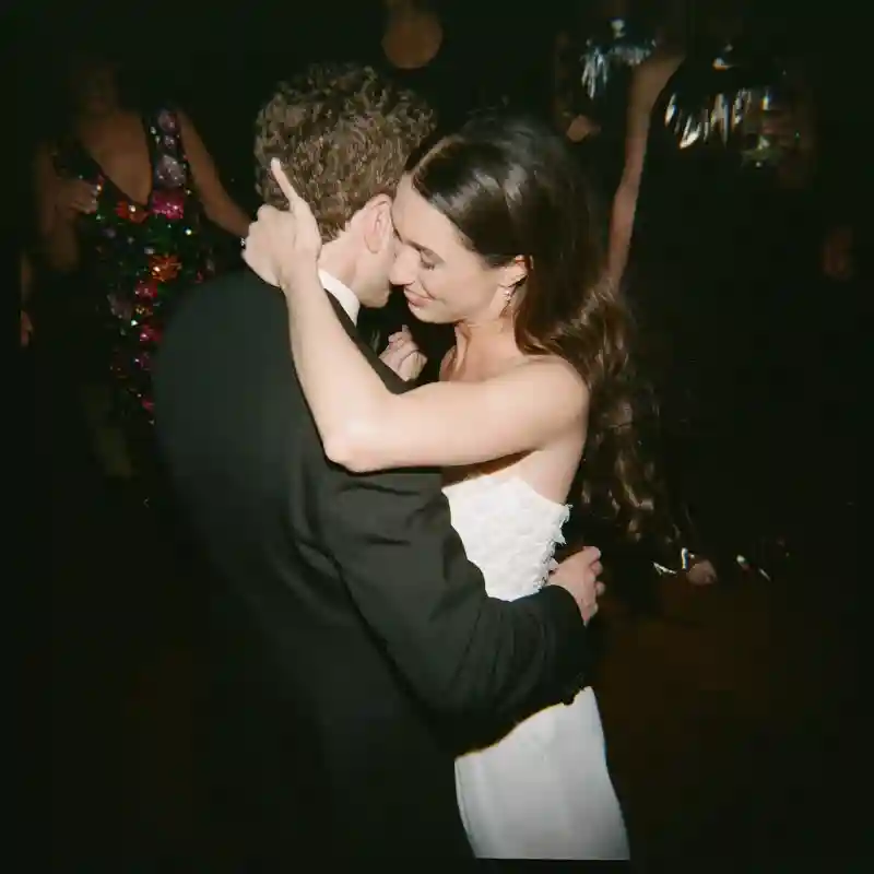 A Classic Wedding for Mia and Sam
