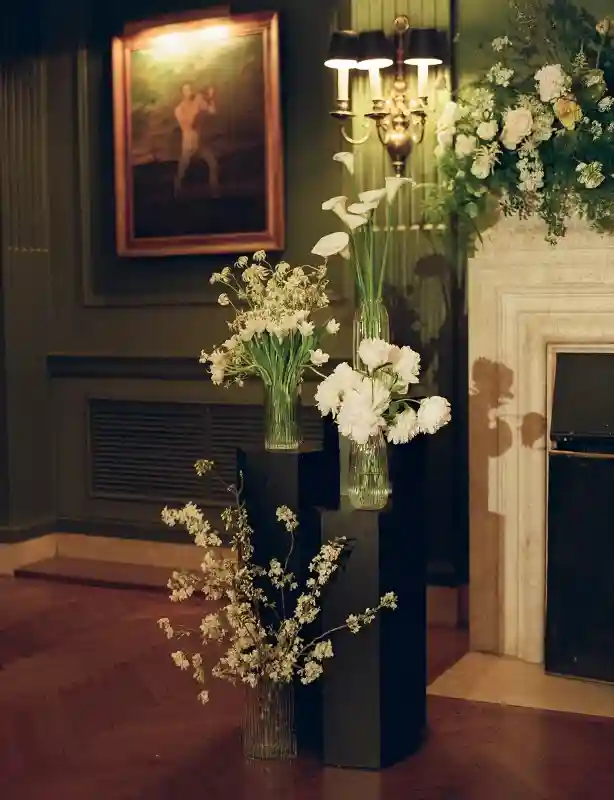 A Classic Wedding for Mia and Sam