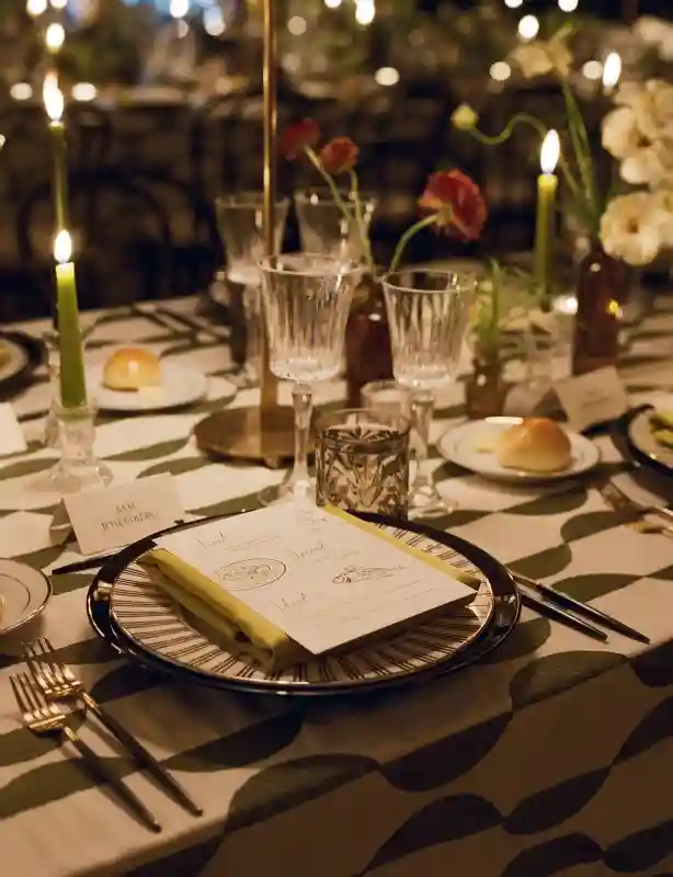 A Classic Wedding for Mia and Sam
