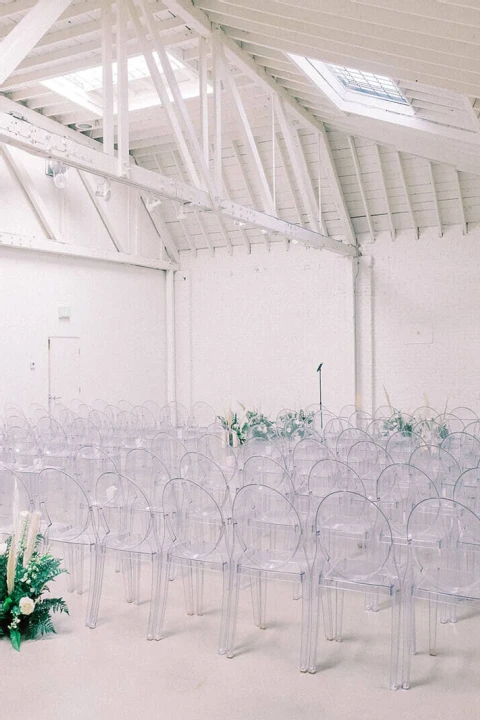 23 Perfect Places for a Minimalist Wedding 