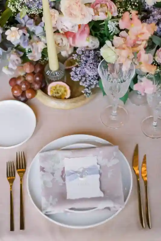 A Colorful Editorial for Cosette and Louis