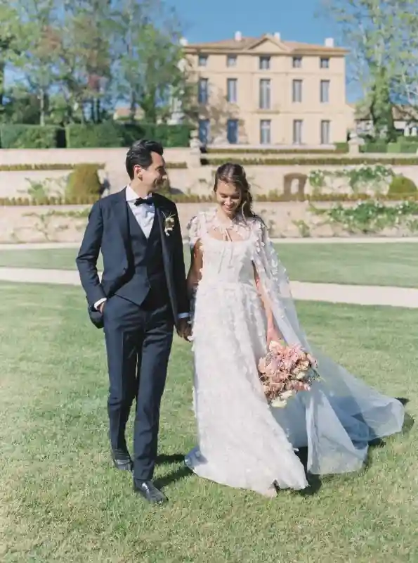 A Colorful Editorial for Cosette and Louis