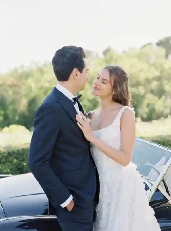 A Colorful Editorial for Cosette and Louis