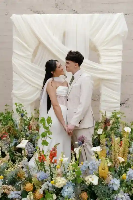 A Sculptural Editorial for Elena and Julian