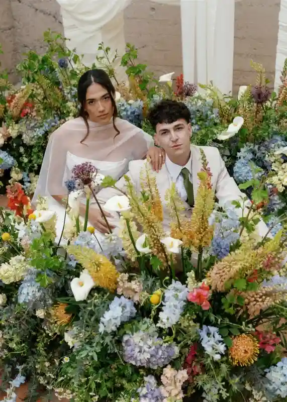 A Sculptural Editorial for Elena and Julian
