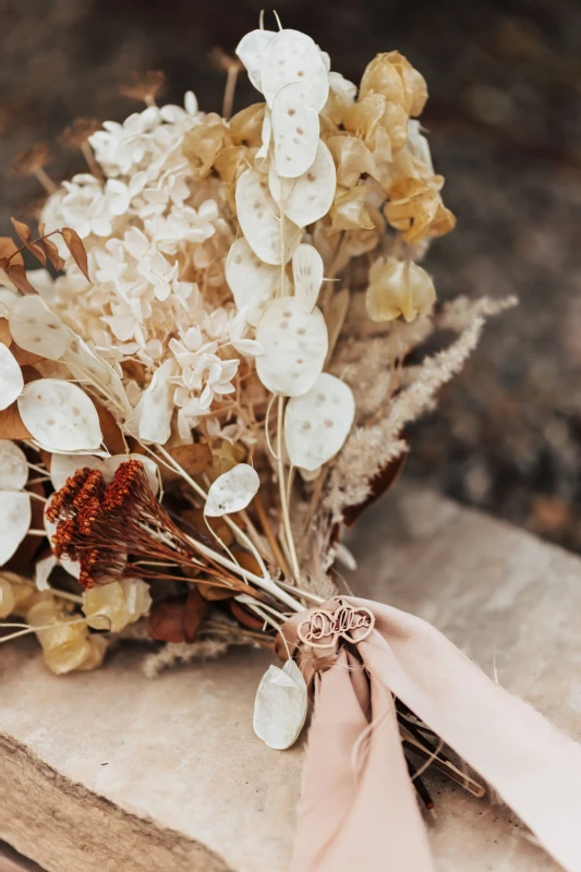 A Desert Wedding for Molly and Kenny