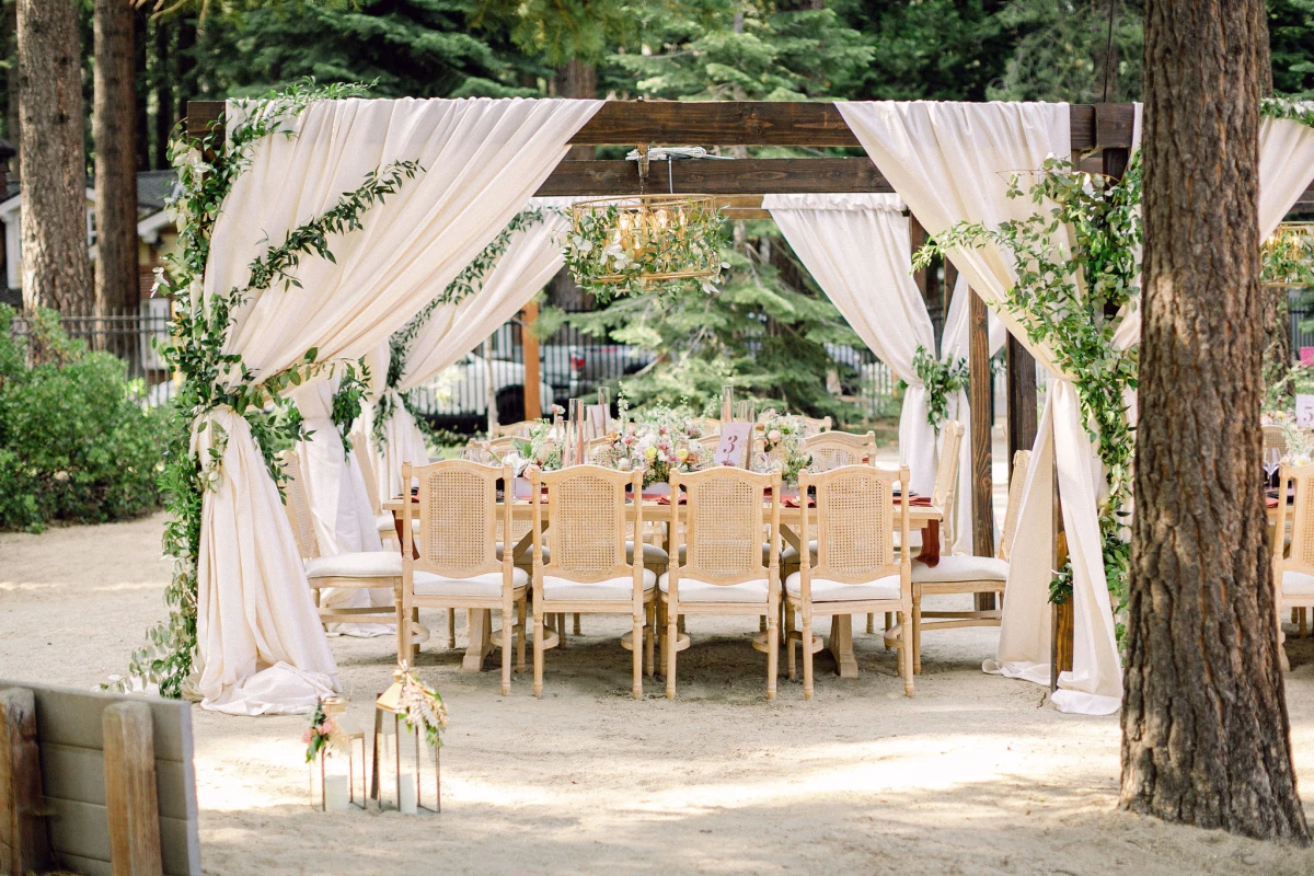 A Rustic Wedding for Molly and Parker