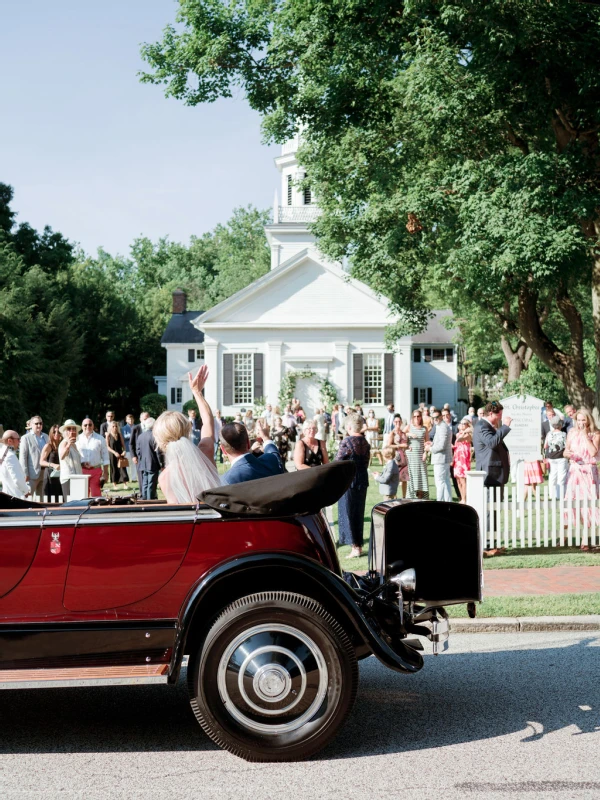 An Outdoor Wedding for Molly and Steve