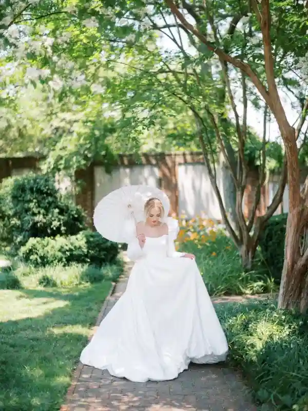 A Regency Era Editorial for Julia and Thomas