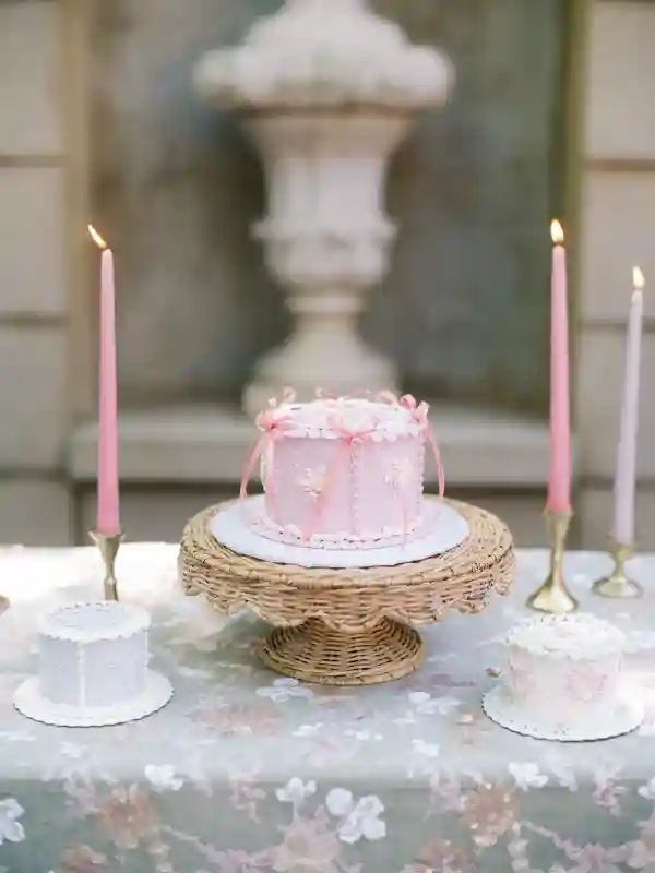 A Regency Era Editorial for Julia and Thomas