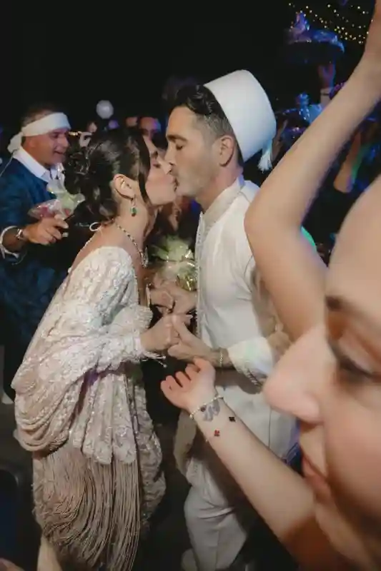 A Beach Wedding for Nicole and Eric