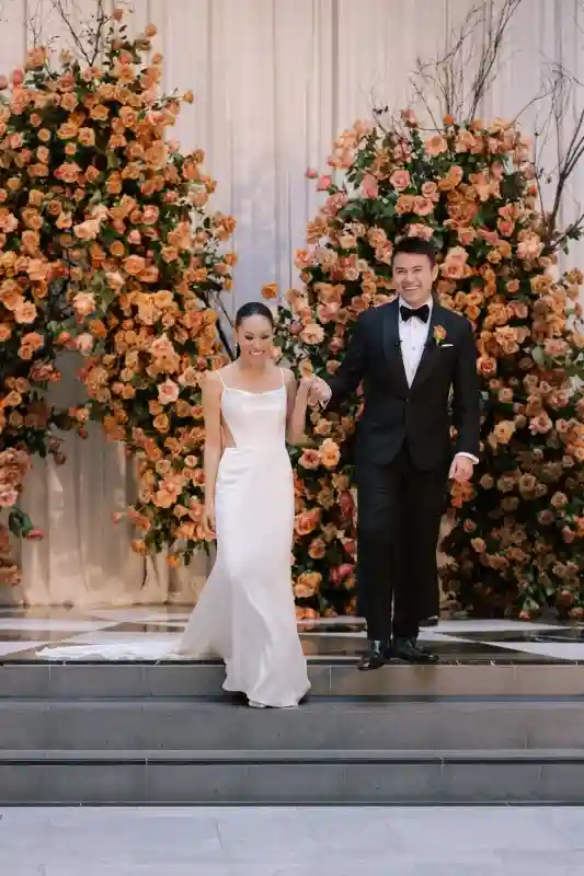 An Indoor Wedding for Nikki and Benjamin