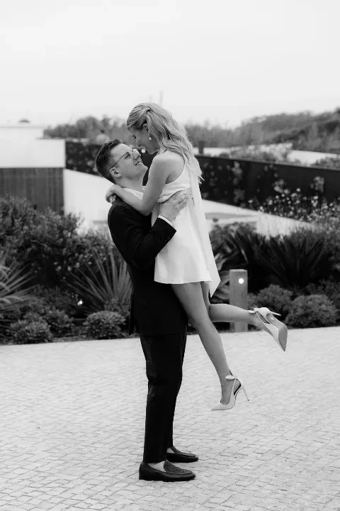 A Coastal Welcome Party for Nina and Julian