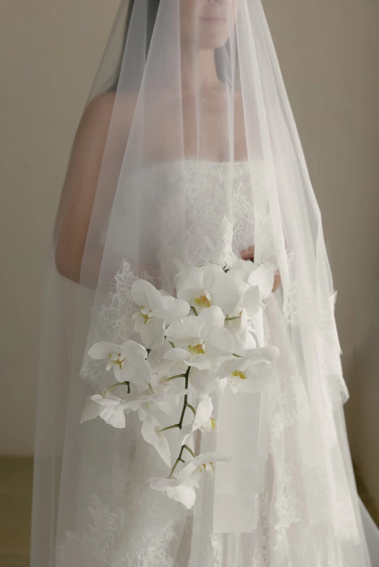 An Architectural Mediterranean Wedding with Fabric-Draped Florals