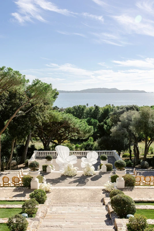 Sculptural Elegance on the French Riviera