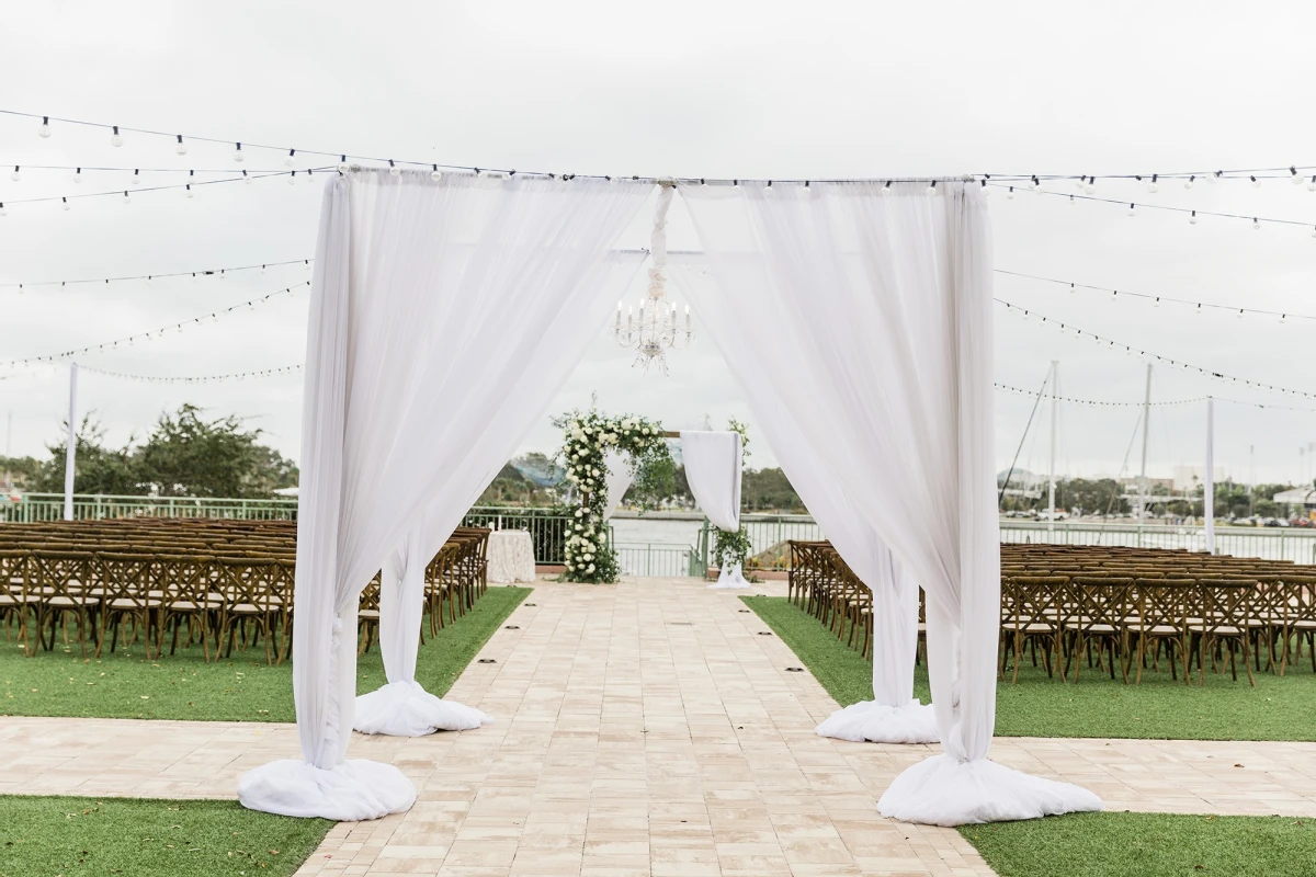 An Outdoor Wedding for Olivia  and Zach 