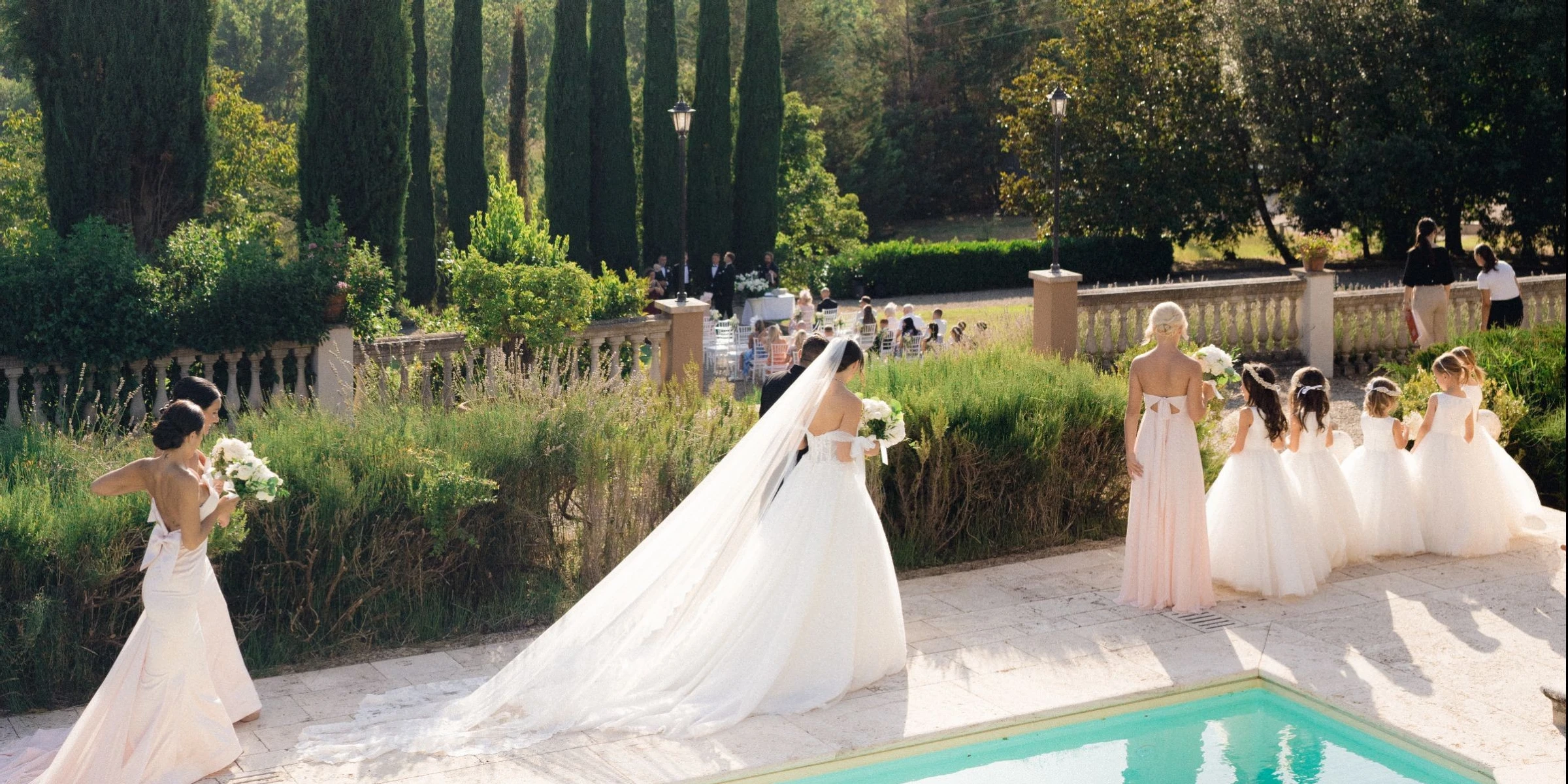 Peach Perfect Weddings