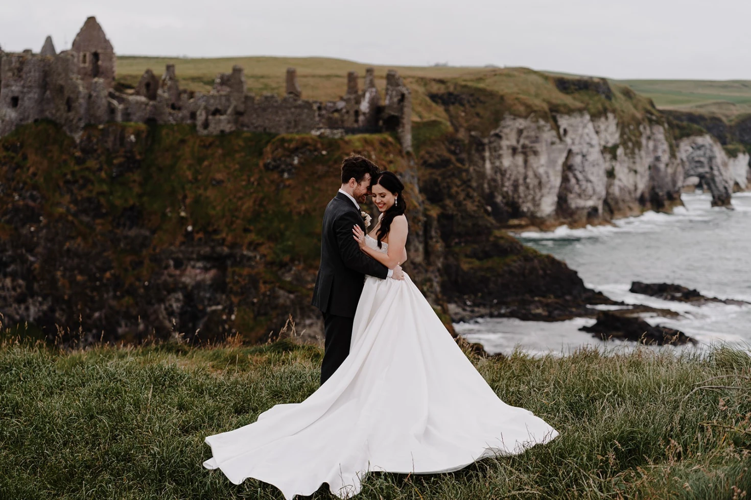 Peach Perfect Weddings