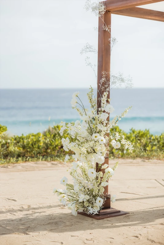 A Beach Wedding for Peri and Ernesto 