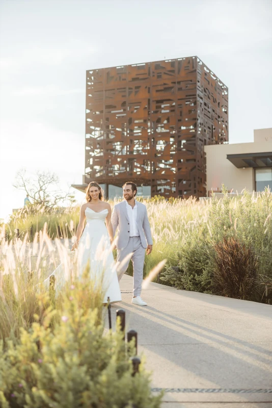 A Beach Wedding for Peri and Ernesto 