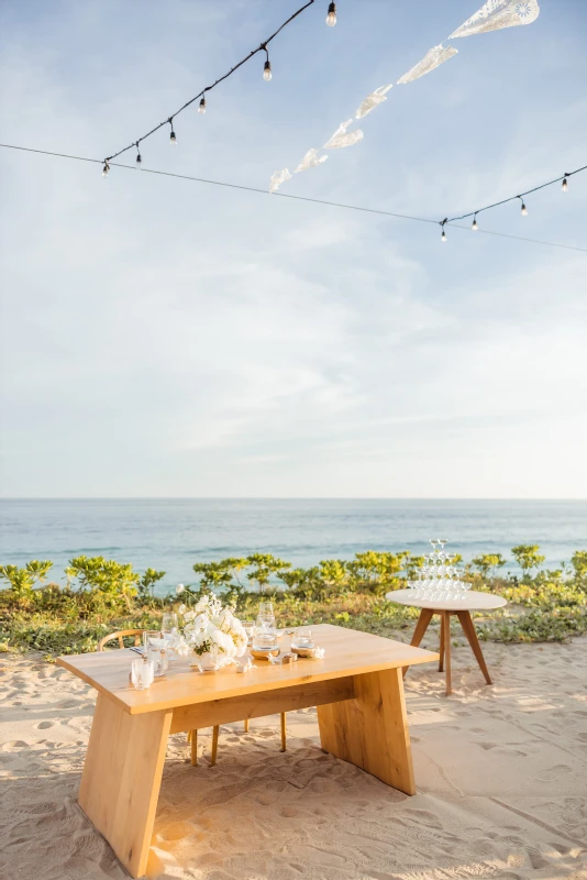 A Beach Wedding for Peri and Ernesto 