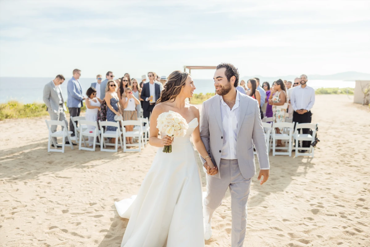 A Beach Wedding for Peri and Ernesto 