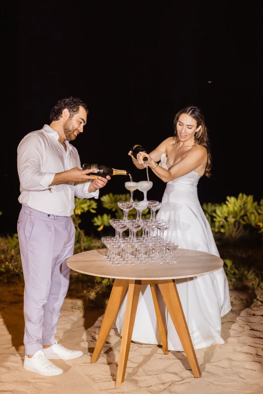 A Beach Wedding for Peri and Ernesto 