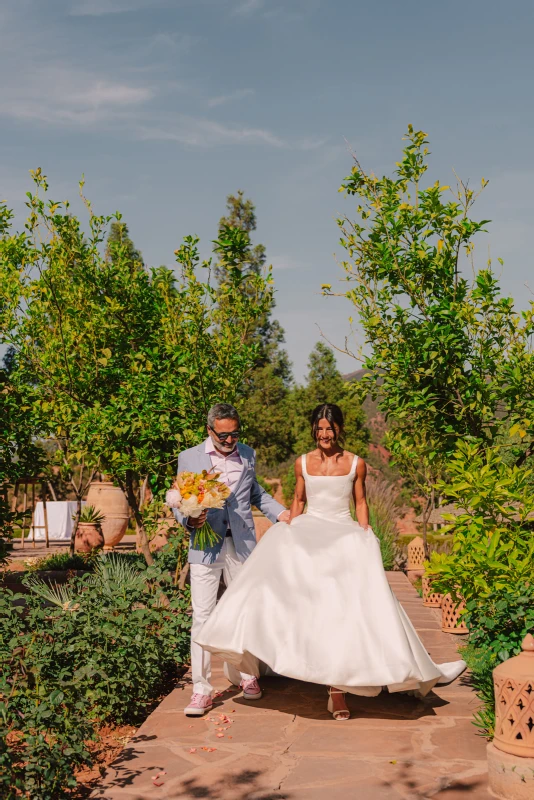 An Outdoor Wedding for Phoebe and Richard