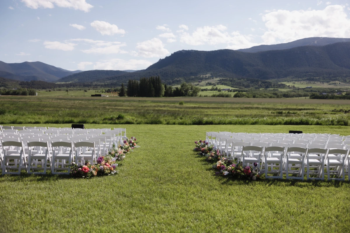 A Colorful Wedding for Piper and Jake