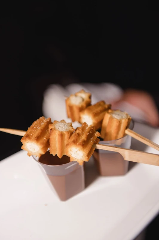 A Classic Wedding for Rachael and Adam