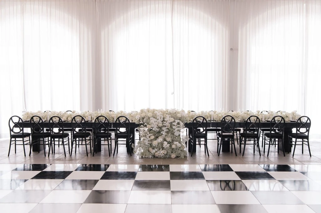 A Classic Wedding for Rachael and Adam