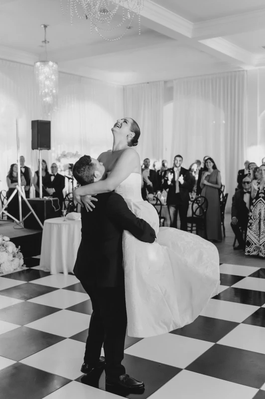 A Classic Wedding for Rachael and Adam